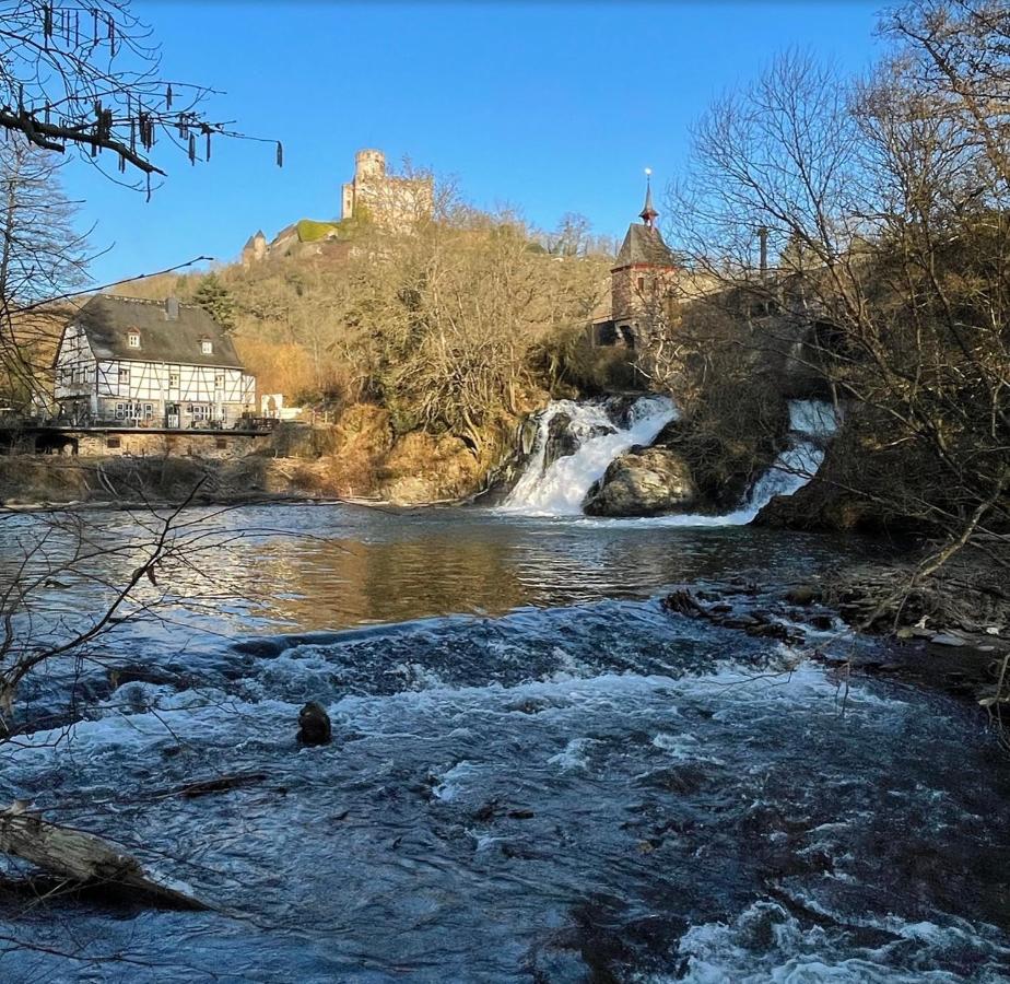 Attraktive Wohnung-Elztalidyll-Zwischen Mosel,Nuerburgring Und Burg Eltz Kollig Kültér fotó